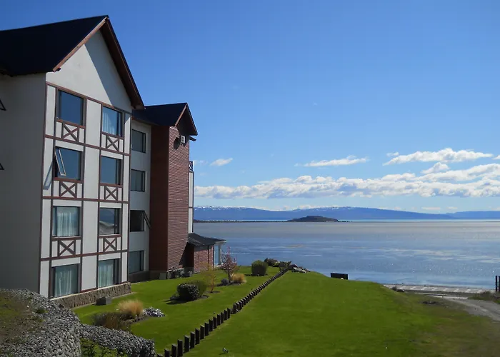 Xelena Hotel & Suites