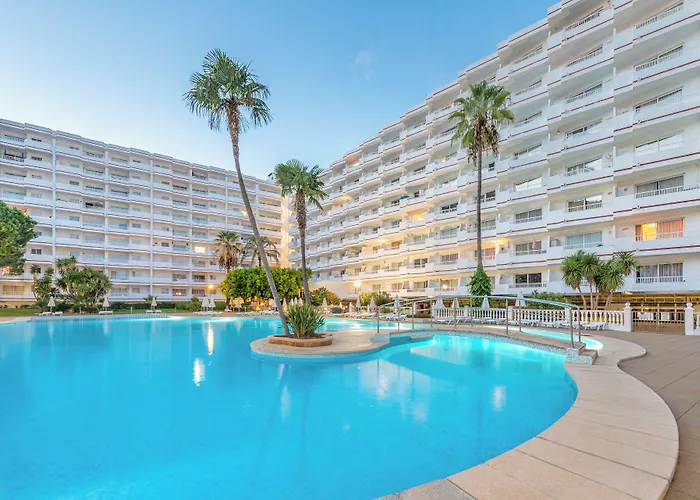 Hotel cerca del colegio: Apartamentos Siesta I