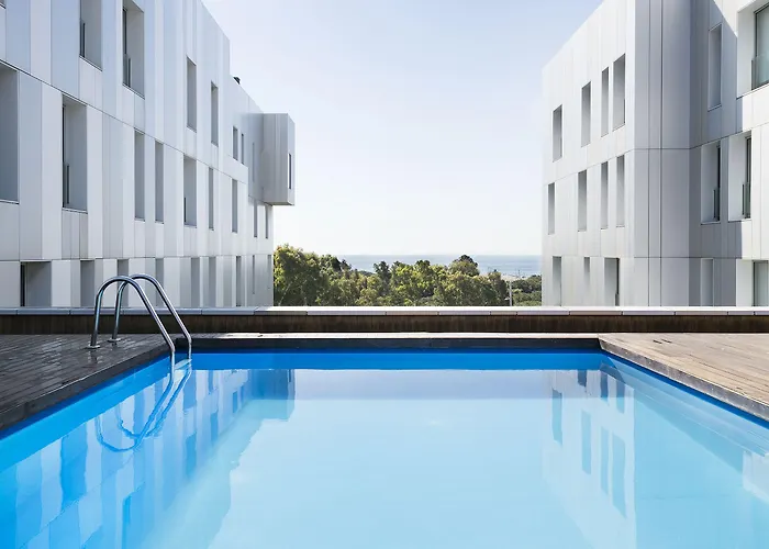 Lugaris Beach Apartments
