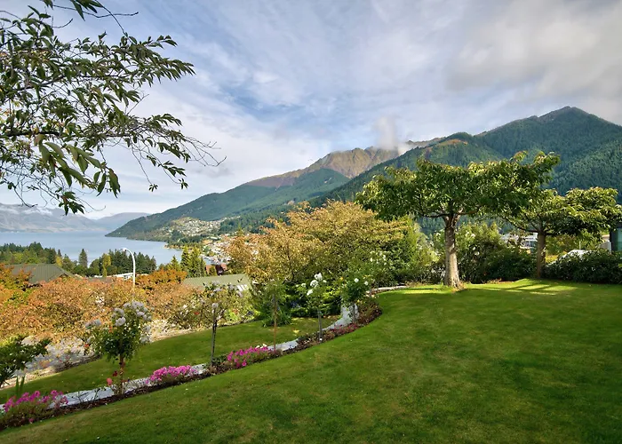 Balmoral Lodge