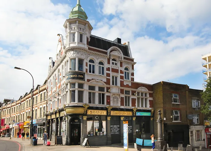 New Cross Inn