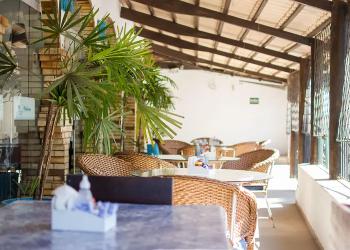 Hoteles con Jacuzzi Pousada Mediterranea