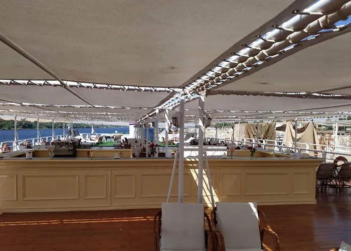 Hotel de playa: King Tut I Nile Cruise - Every Monday 4 Nights From Luxor - Every Friday 7 Nights From Aswan