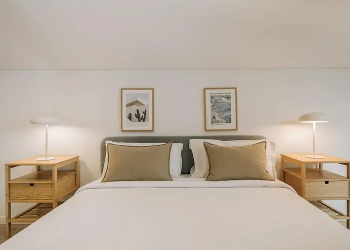 B&B: Lisbon Oriente Suites By Olala Homes