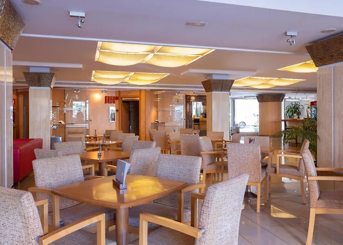 Invisa Hotel La Cala (Adults Only)