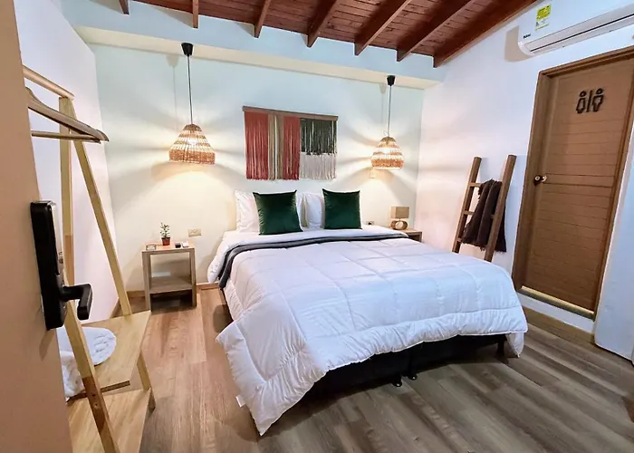  Luum Casa Manila