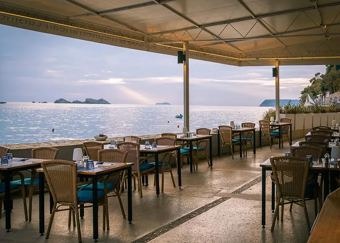 Boutique & Beach Villa Wolff
