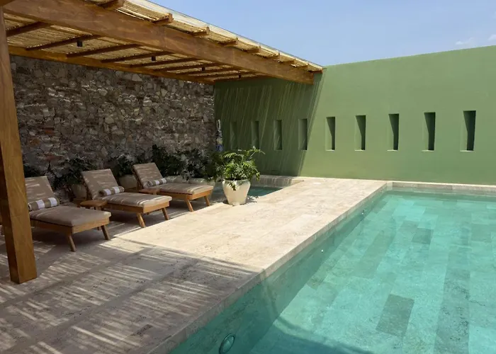 Hotel Boutique Casareyna