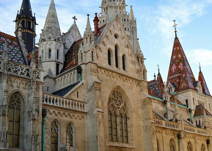  Ikonik Parlament