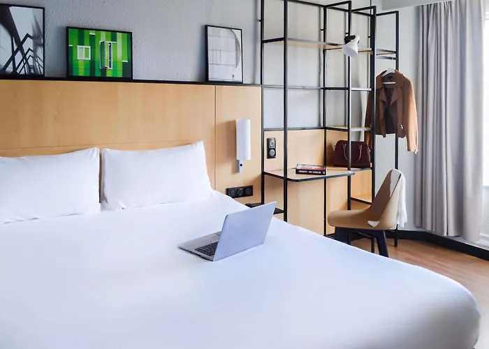 Ibis Paris Tour Eiffel Cambronne 15Eme