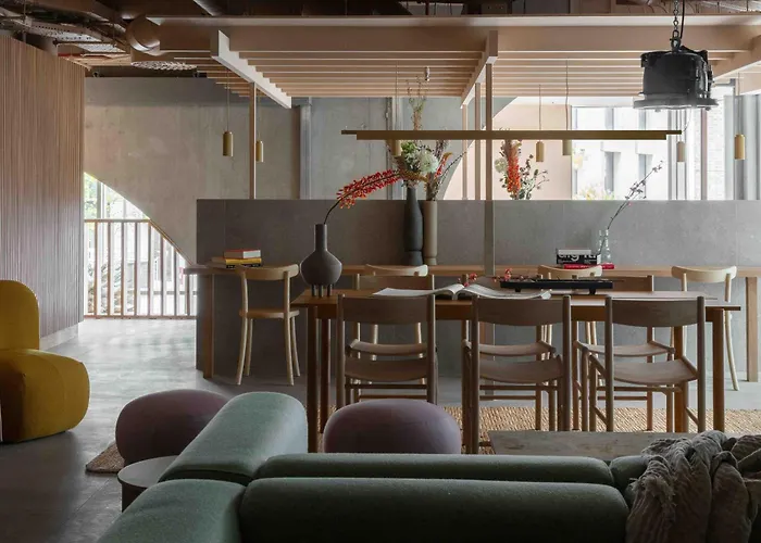 Buckle Street Studios by Locke, Aldgate
