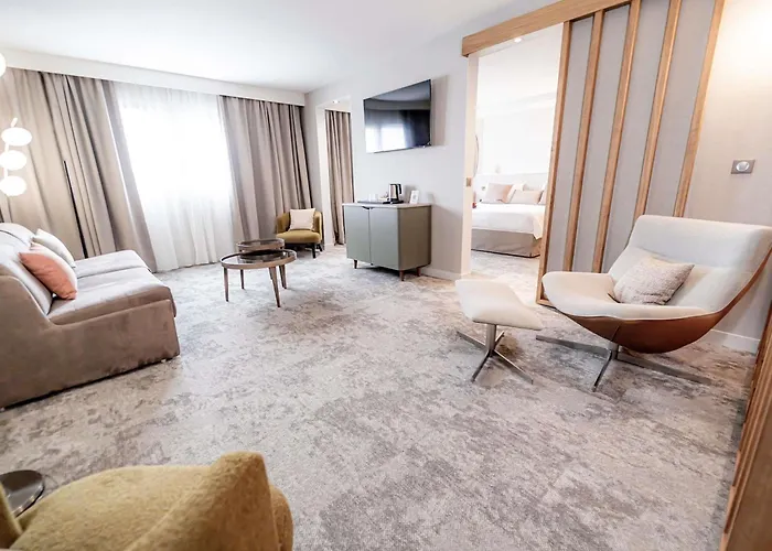  Mercure Bordeaux Lac