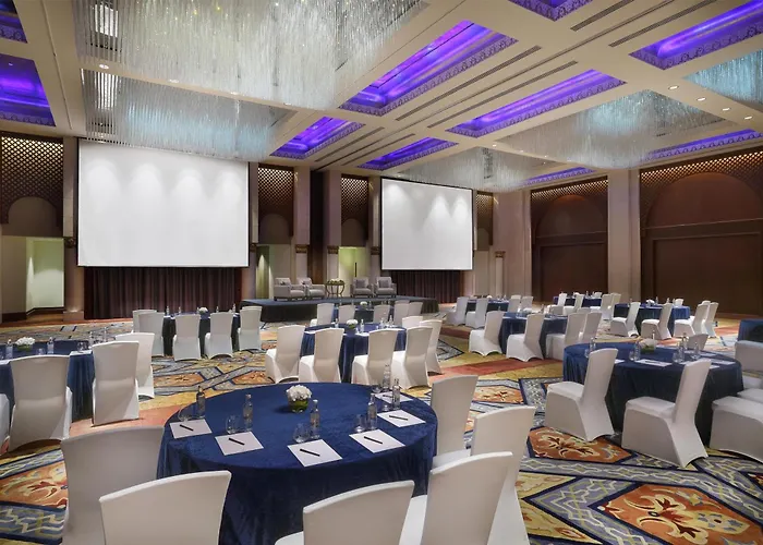 Hilton Muscat Al Bandar