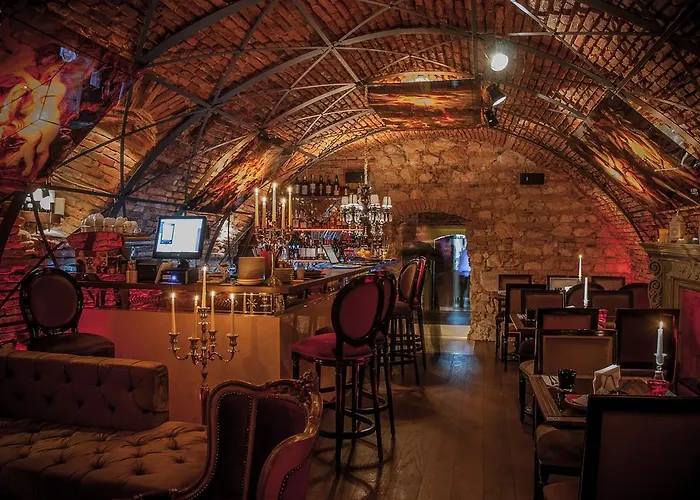  Casa Albert Boutique & Restaurant