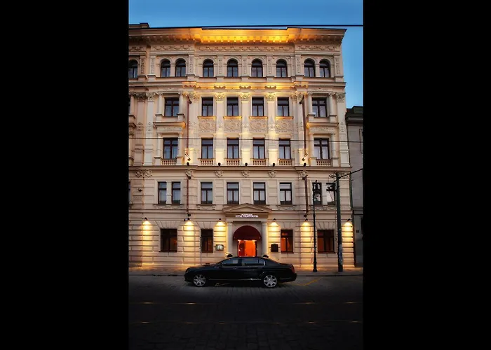 Luxury Family Royal Palace